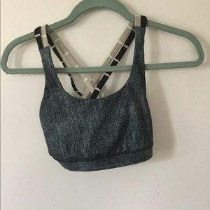 Lululemon energy bra size 6